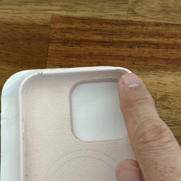 OEM Authentic Apple Silicone Case with MagSafe for iPhone 14 Pro Chalk Pink READ - Picture 6 of 12